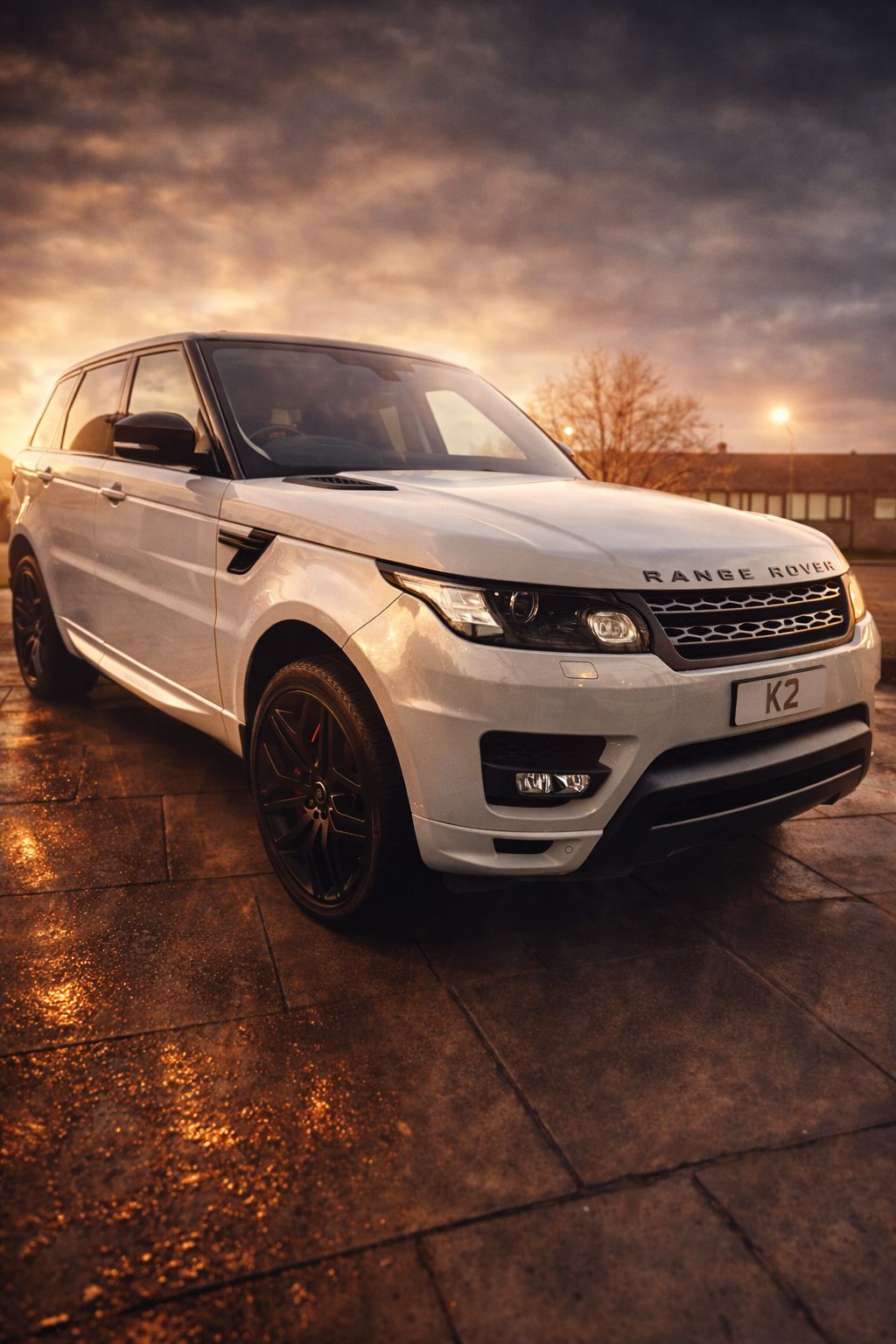 Detailed car showcase 3